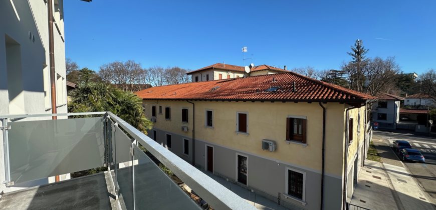 Bicamere Ristrutturato Integralmente Bicamere Ristrutturato Integralmente