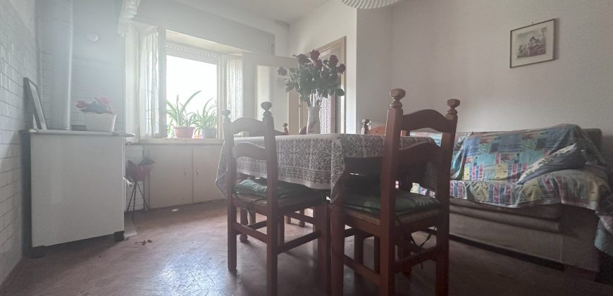 Casa Con Ampia Corte