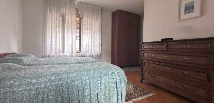 Casa Con Ampia Corte