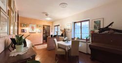 Casa Indipendente Con Dependance