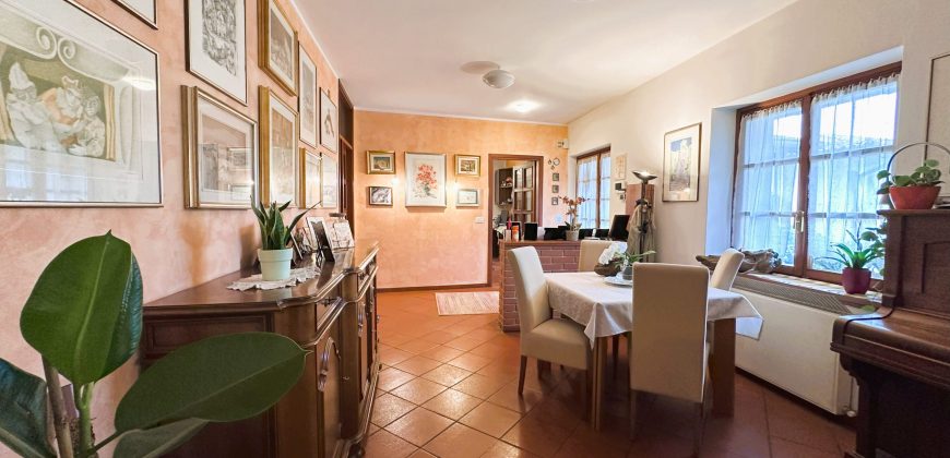 Casa Indipendente Con Dependance