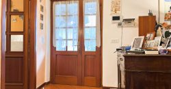 Casa Indipendente Con Dependance