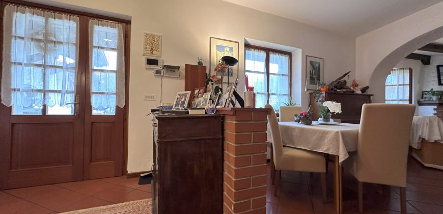 Casa Indipendente Con Dependance