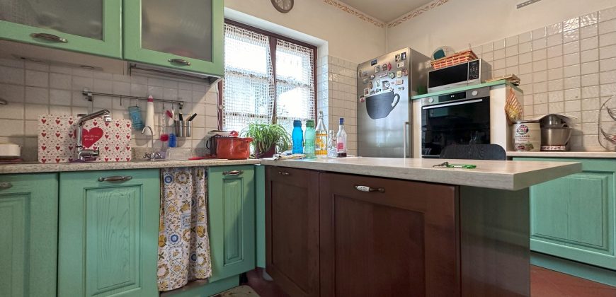 Casa Indipendente Con Dependance