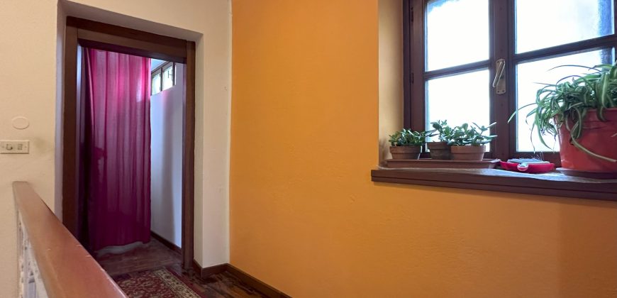 Casa Indipendente Con Dependance