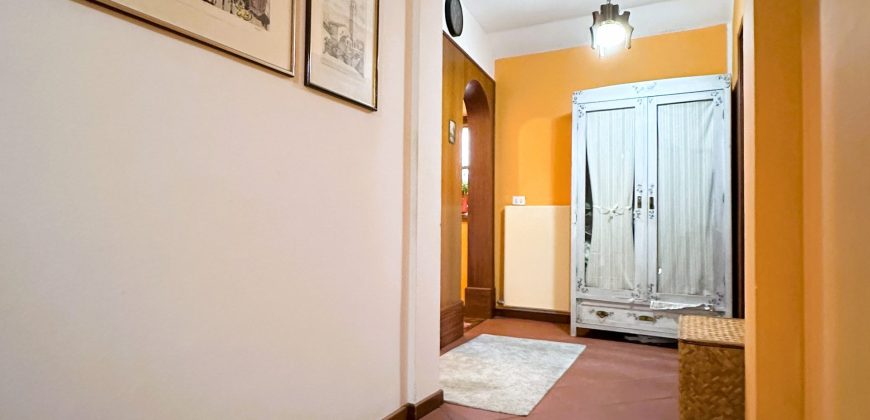 Casa Indipendente Con Dependance