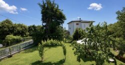 Villa unifamiliare con giardino