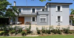 Villa unifamiliare con giardino