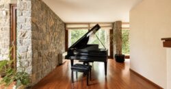 Prestigiosa Villa Con Parco Piantumato