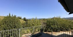 Proprietà In Collina
